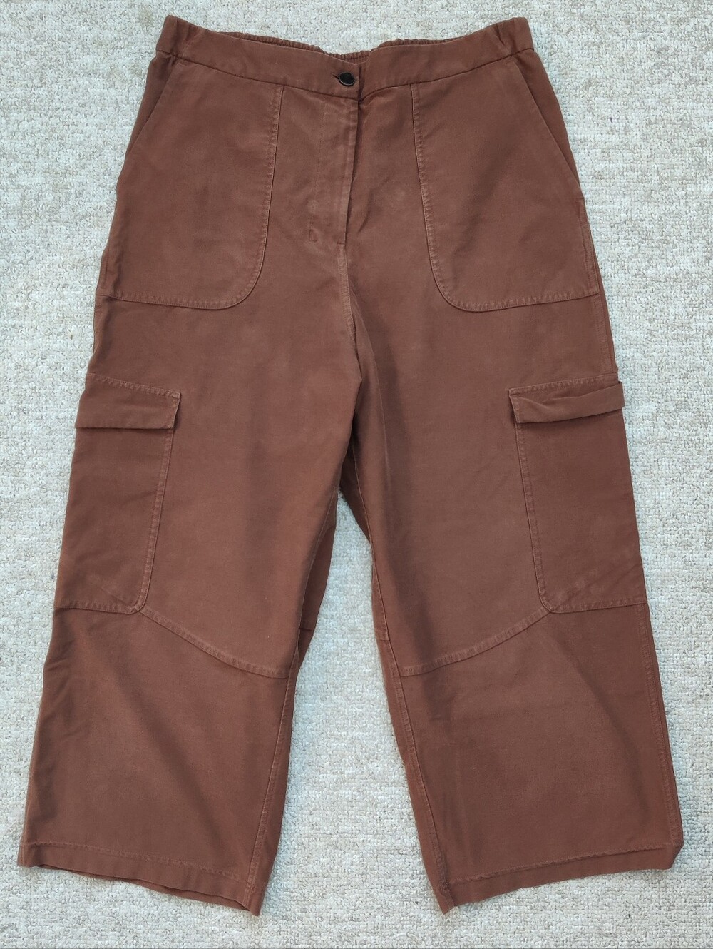 Lululemon Utilitech Cargo Pocket High-Rise Crop Brown Pants – Size 31